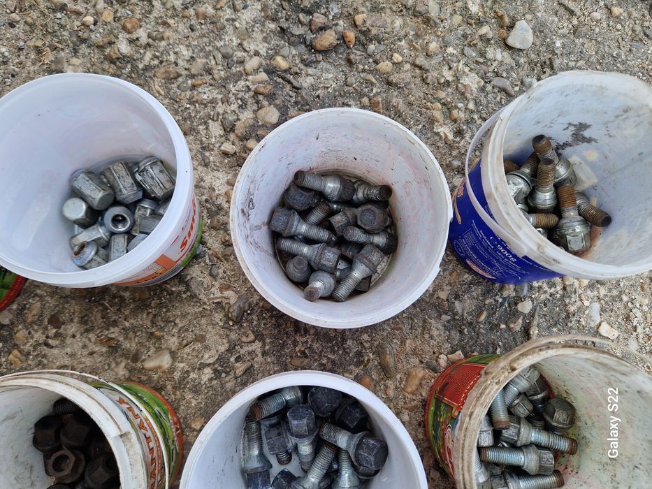 Prezoane Piulite Roti Dacia Renault Vw Skoda Hyundai Kia Nissan Toyota