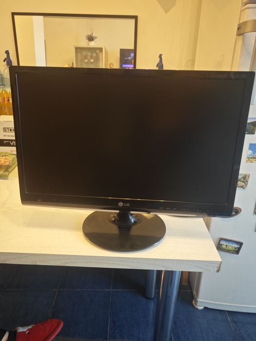 Tv LG de 60 cm functional