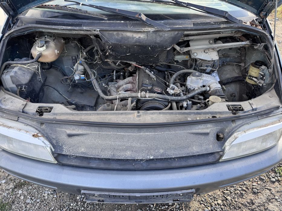 Renault Espace II 2.2i 107hp 1992г На Части