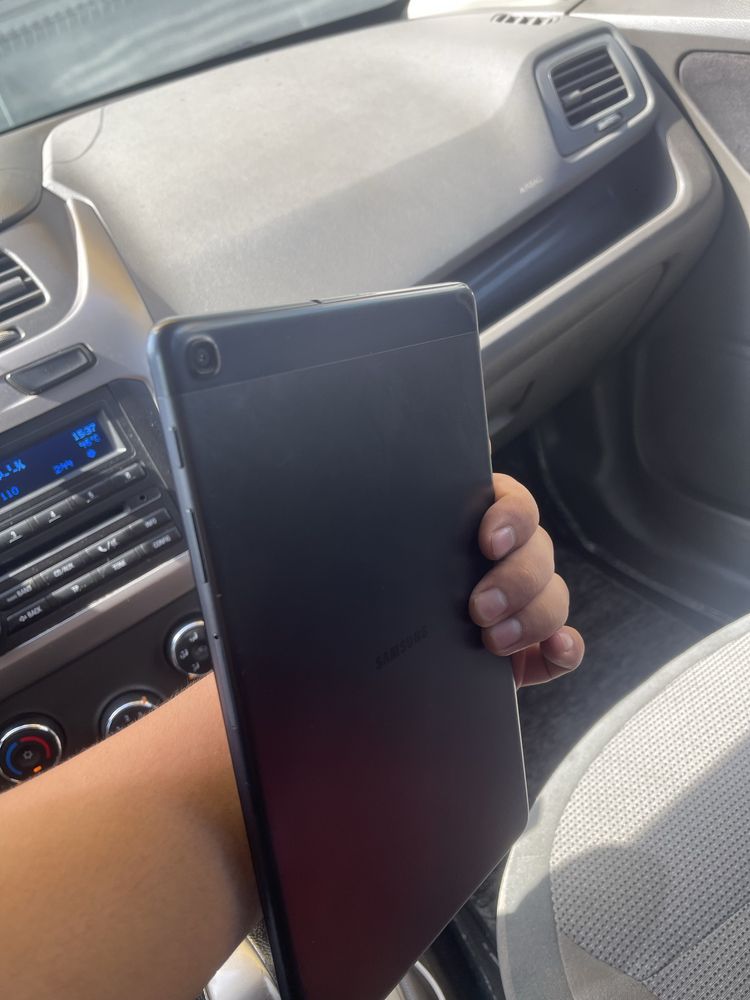 Planshet sotiladi samsung tab A