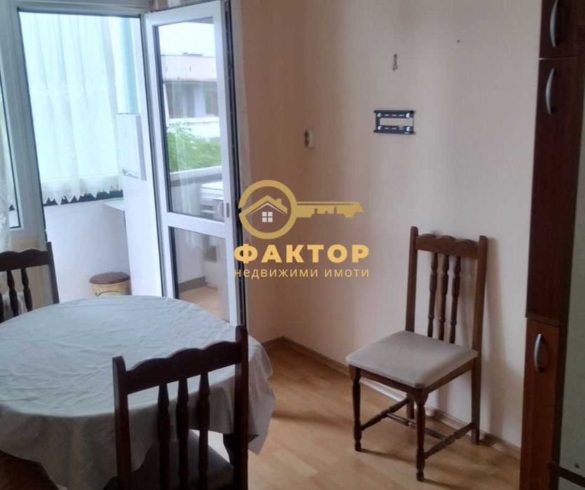Продава се Тристаен апартамент в Пловдив, Център - 85 кв.м за 1530 €/кв.м - Снимка #2