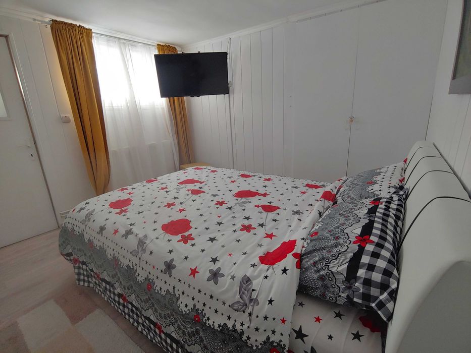 Apartament 3 camere , mobilat, 96mp,lux, Bușteni, cartier Valea Albă