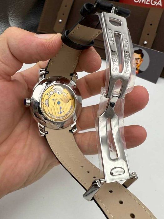 ulysse nardin кожа