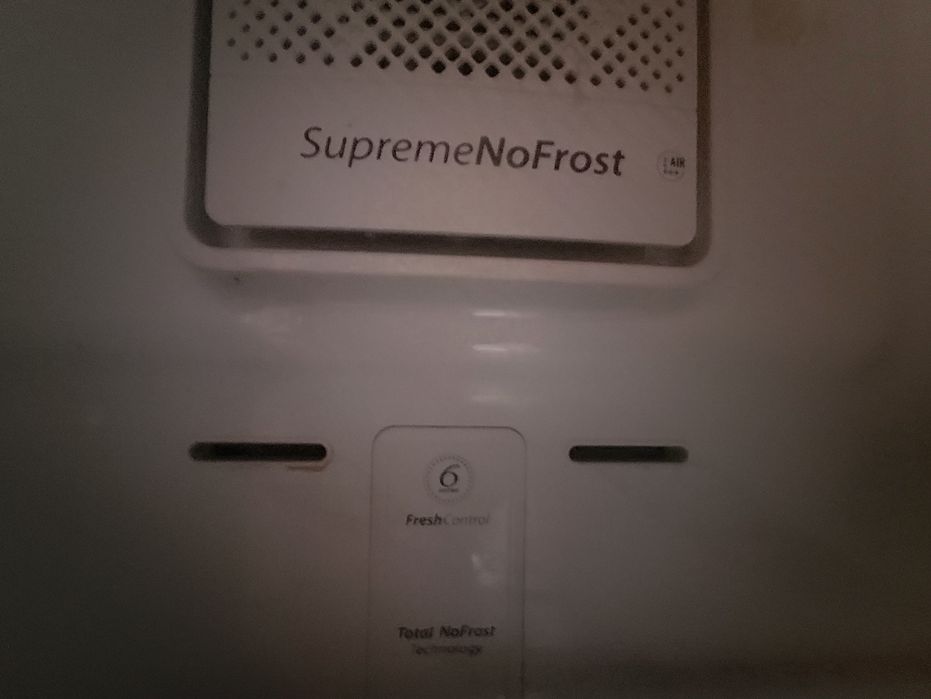 Combina frigorifica Whirlpool