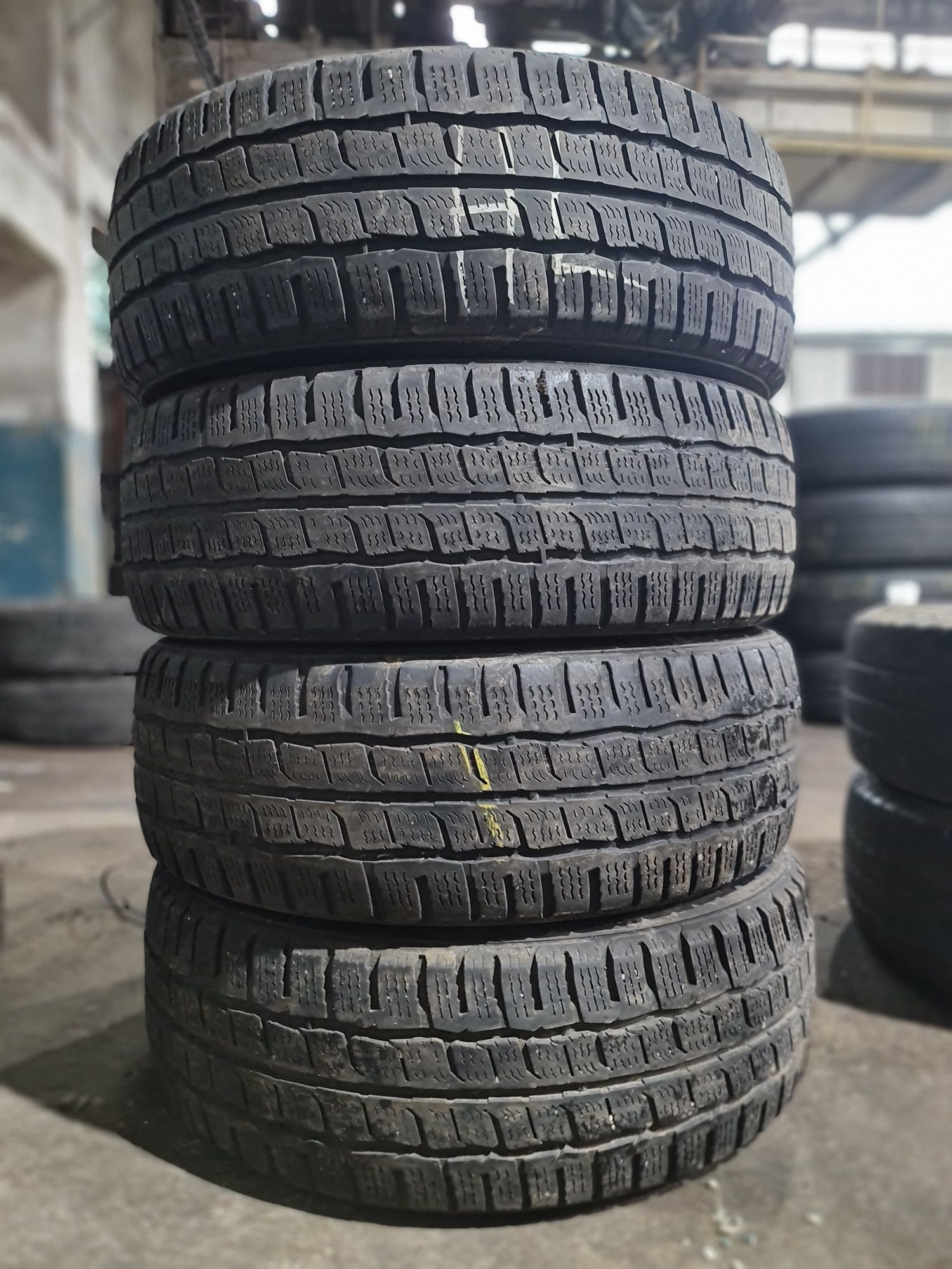 4x 215/60/17C M+S KUMHO 6MM 2021 Stare impecabila
