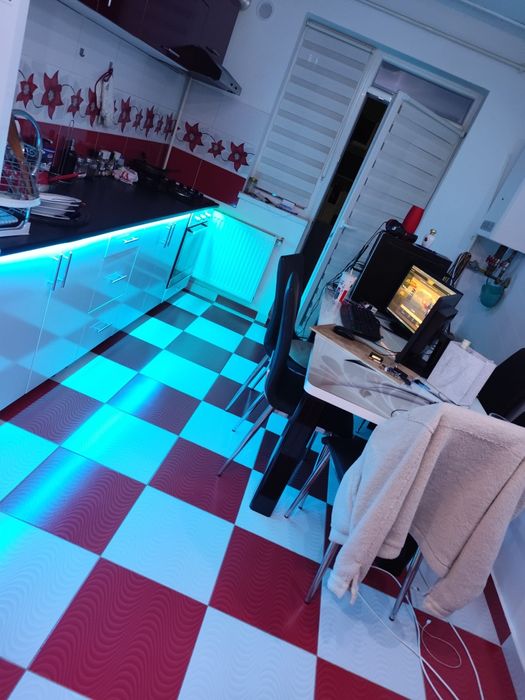 Vând apartament 50mp în cartierul arhitecților