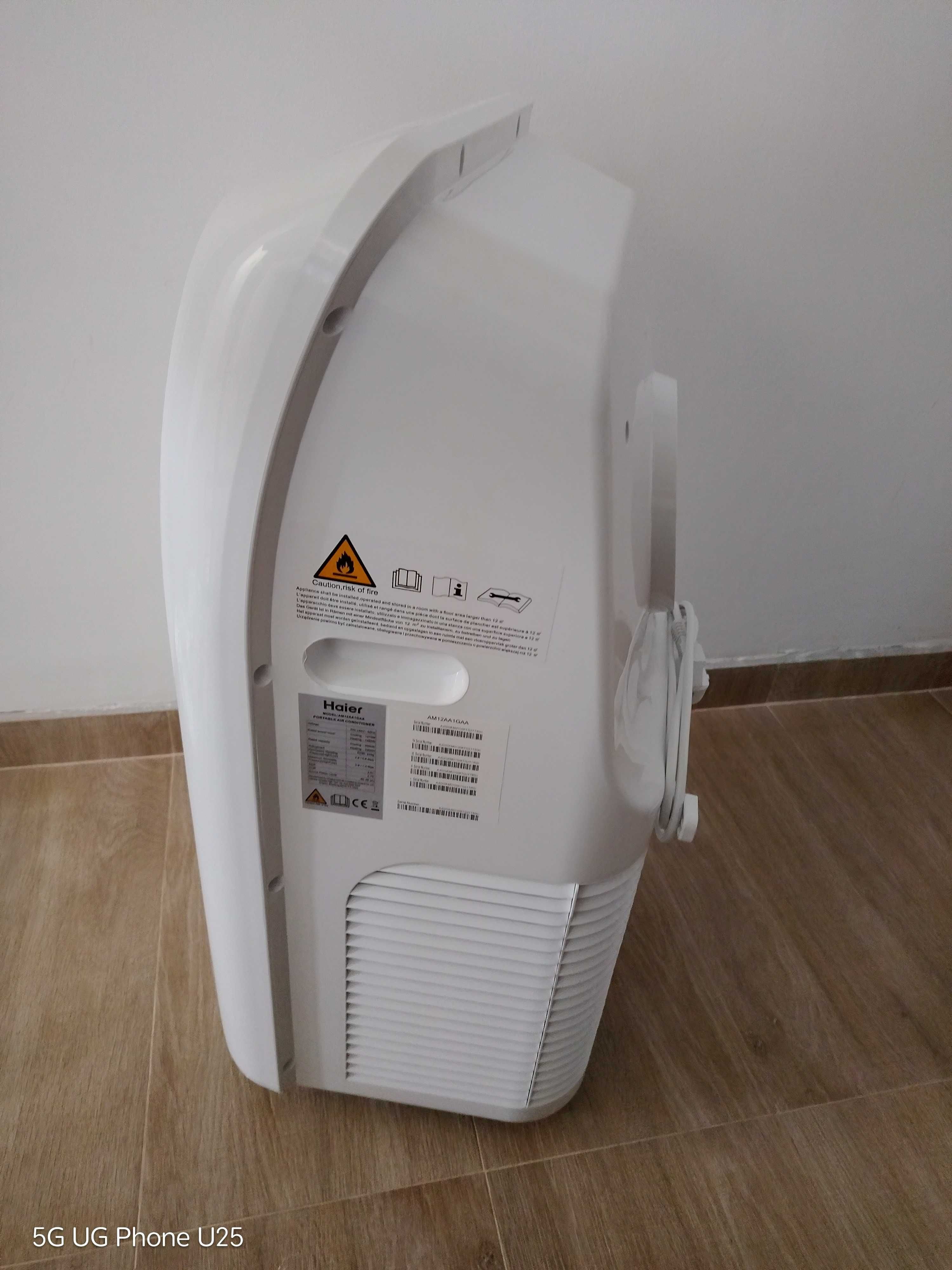 Продавам Мобилен климатик HAIER,  12-ka модел :AM 12 AA ,  като нов...