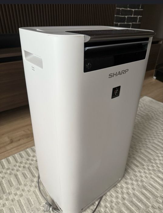 Purificator aer Sharp