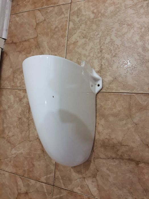 Продавам Полуботуш /Конзола/ за мивка