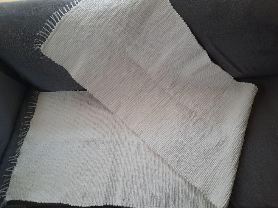 Presuri taranesti tesute la razboi