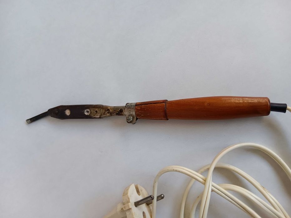 Ciocan de lipit vechi Romanesc, perioada comunista RSR, de colectie