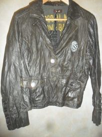 Оригинални маркови якета и дънки