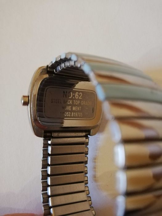 Дамски часовници без батерия