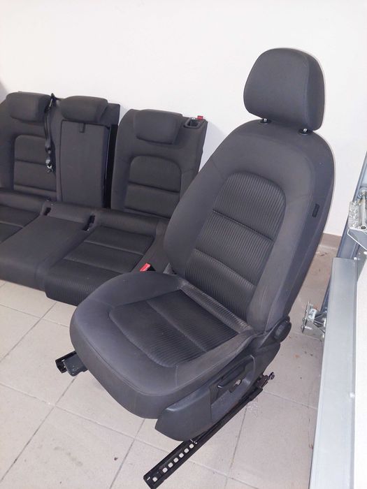 2 scaune + bancheta spate Audi A4 B8 2012