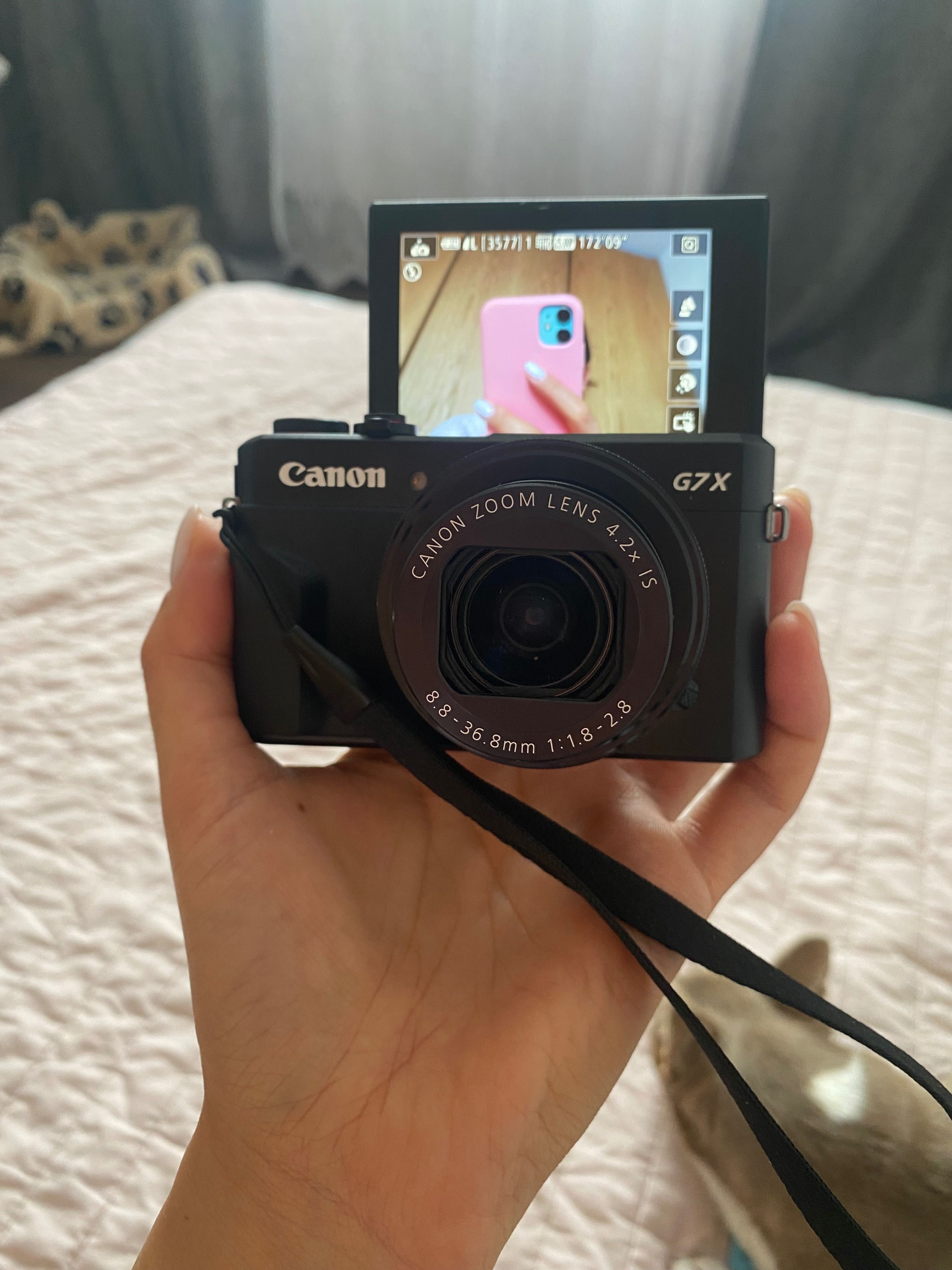 Canon Powershot G7 X Mark ii Vlogger kit