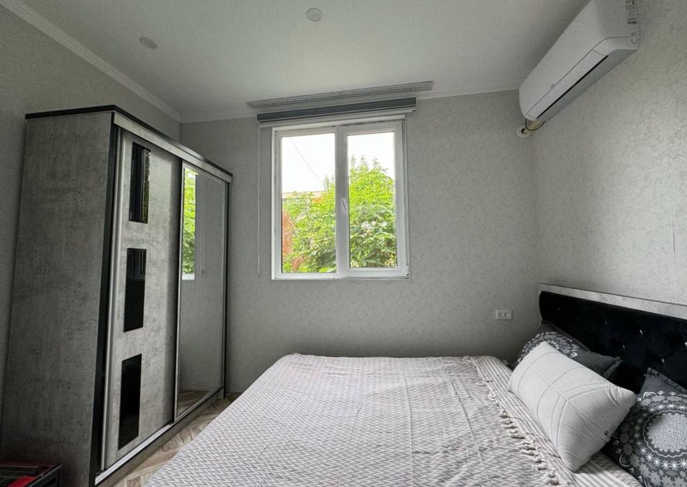 Квартира на Ц4 -кафе Плов 1*2/2/4 общ пл  42м с обстановкой