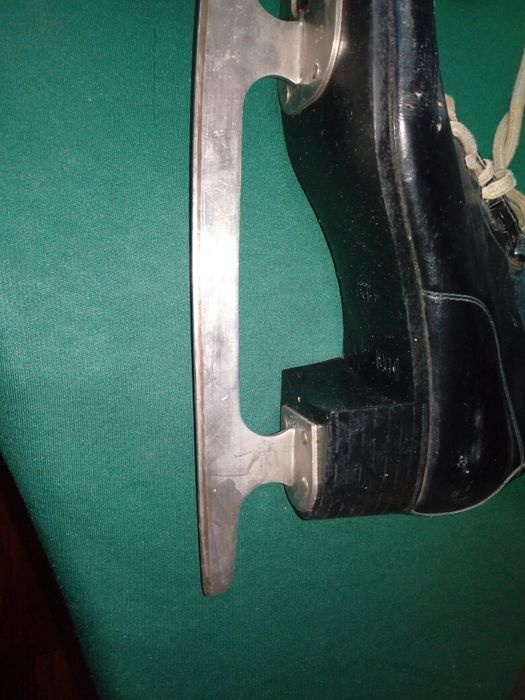 Кънки мъжки кожени от доброто старо време