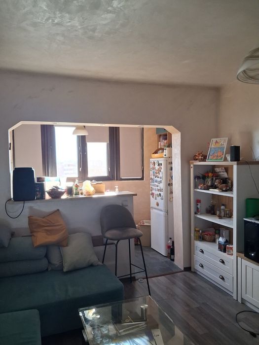 Продава се Двустаен апартамент в София, Полигона - 75 кв.м за 2400 €/кв.м - Снимка #1