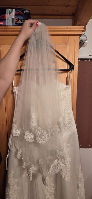 Vând rochie de mireasa Hera Style