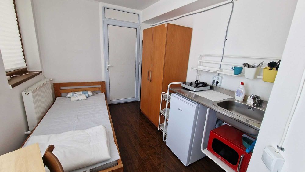 Inchiriez garsoniera in vila Bucuresti, etaj 2, zona Salaj sect 5