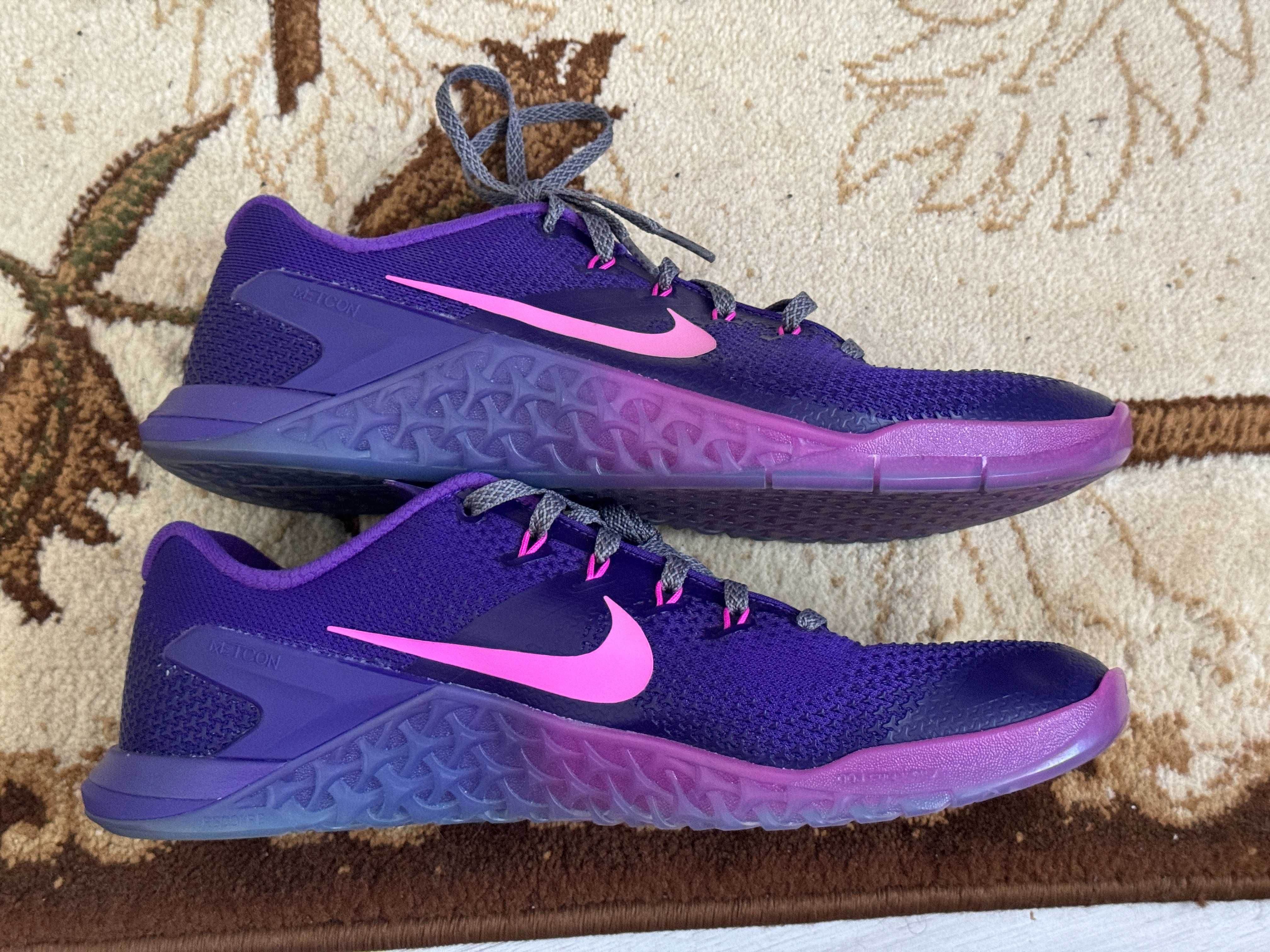 Nike iD Metcon 4