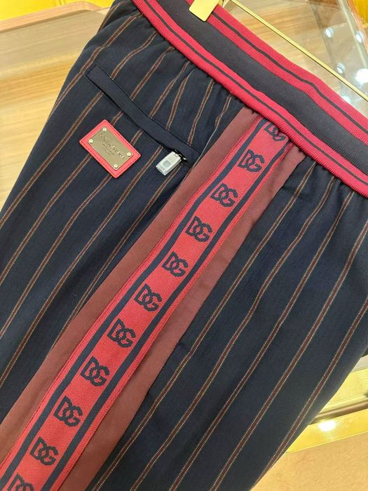 Reducere Trening DG calitate premium! Marimea L, ultima