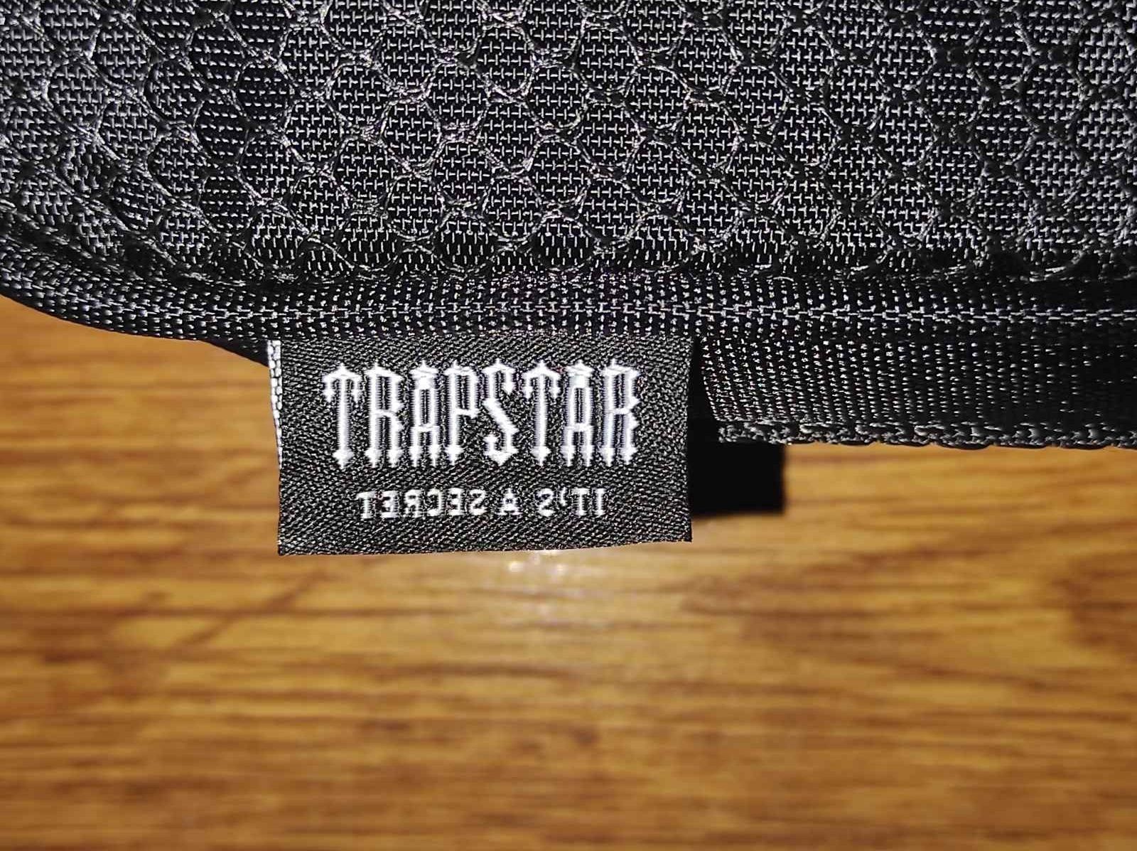 Trapstar reflecitve bag чанта