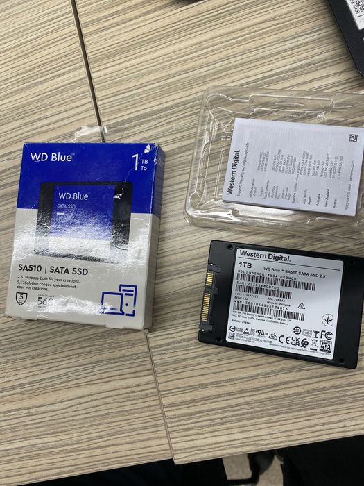 Продам SSD диск 1 тб