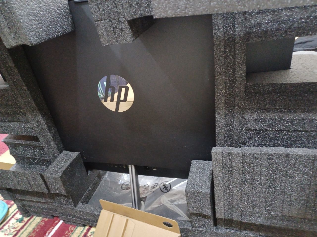 Hp Pavilion 31.5 inch all in one core i7
