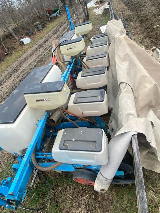 Semanatoare porumb pe discuri  Monosem 6 randuri