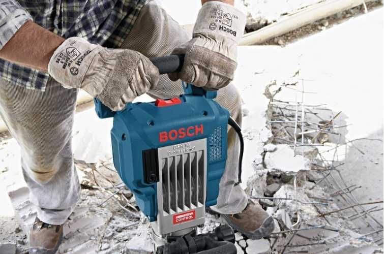ПОД НАЕМ Къртач BOSCH PROFESSIONAL GSH 16-28/ 41 J/ 18 кг/гр. Казанлък