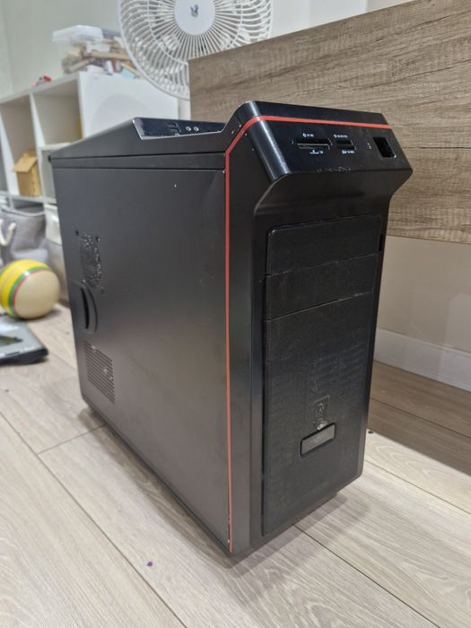 Продам качественный корпус Qwantum forse