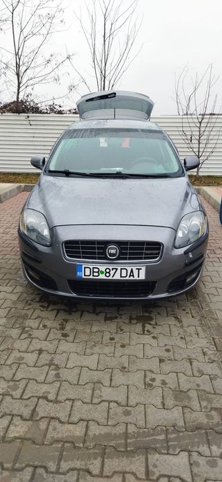 Vând   Fiat Croma