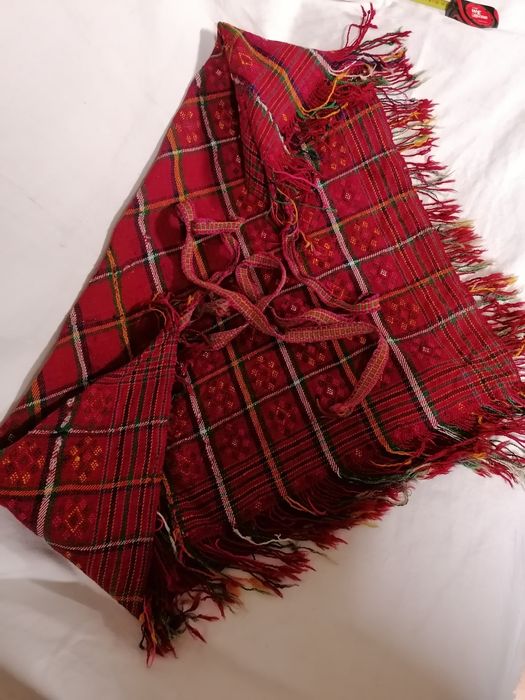 Родопски части от дамска носия (кърпа за кръста, чорапи, торба