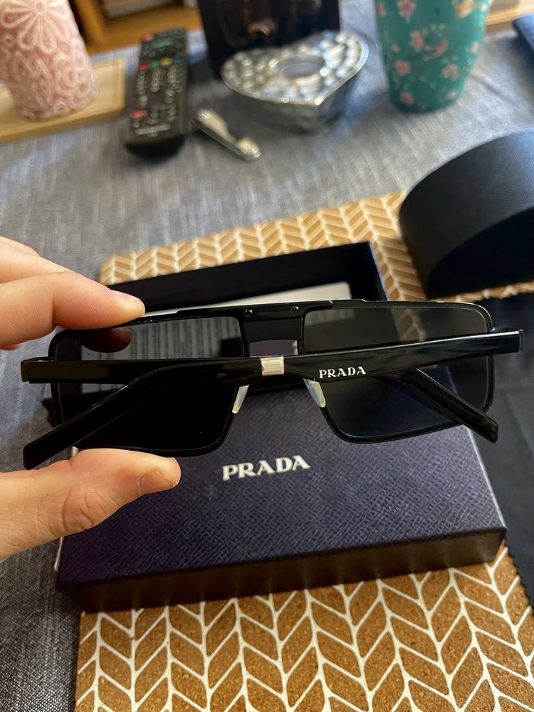 Prada SPR61W слънчеви очила