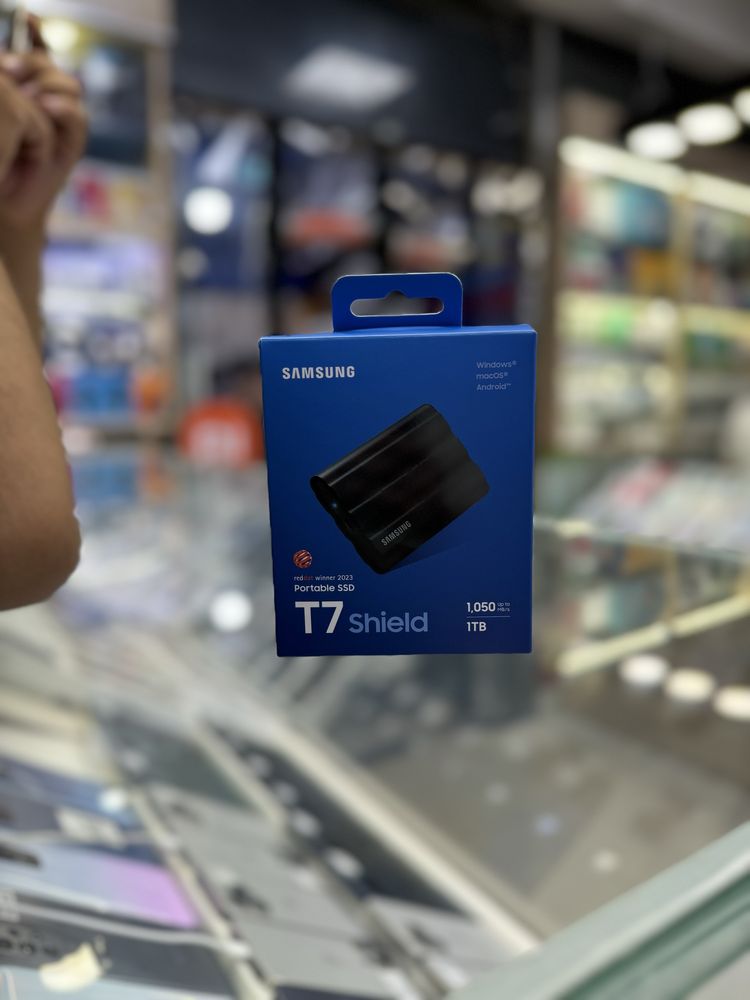 Samsung SSD 1TB Sheild