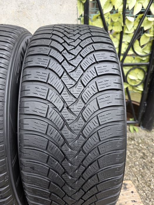 Vând patru anvelope de iarna Falken  235 55 19 dot 3021