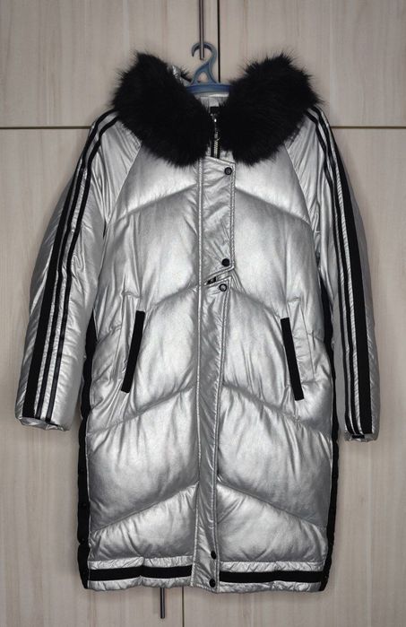 Зимняя удлиненная модная куртка