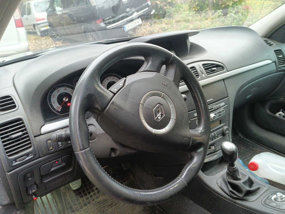 Рено Лагуна 2 2.0Т с газ