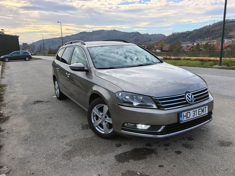 Volkswagen Passat Passat B7 2.0, merge foarte bine, mașina de familie