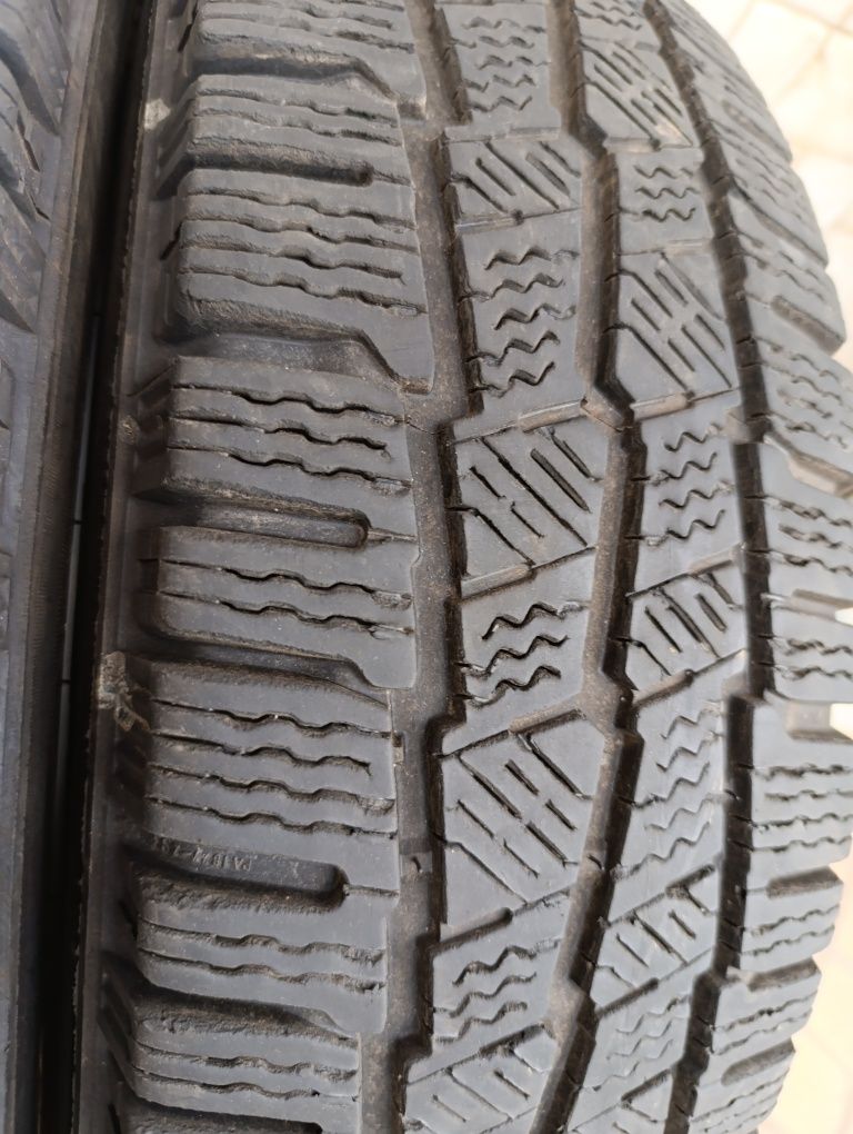 Гуми Michelin 205/75/16/C Agilis Alpine