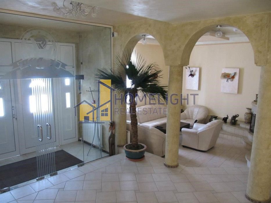 Хотел в кв. Малинова долина