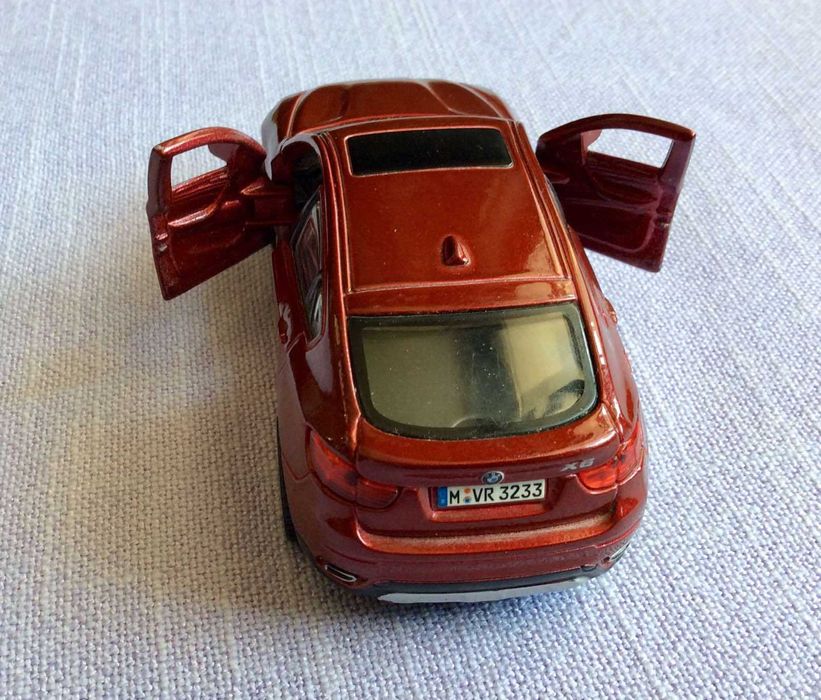 метална количка -  BMW X6 - мачбокс