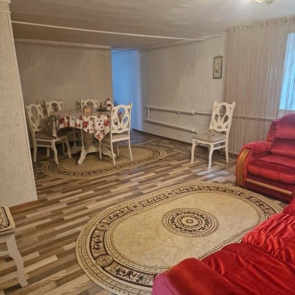 Продается 2-х этажный дом.