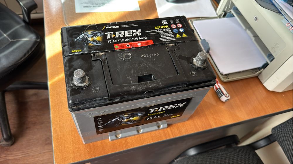 Продам аккумулятор 75