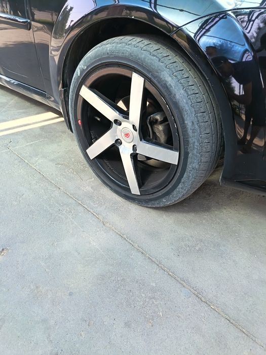 Diska R17 Pirelli baloni bilan