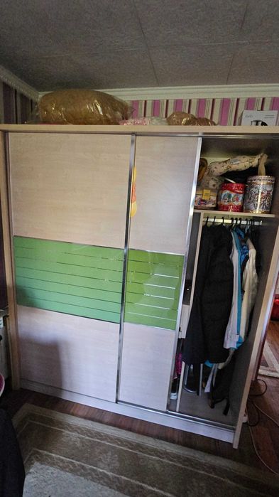 Продам спальный гарнитур