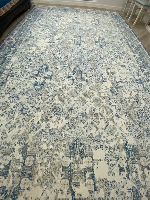 Продам ковер.