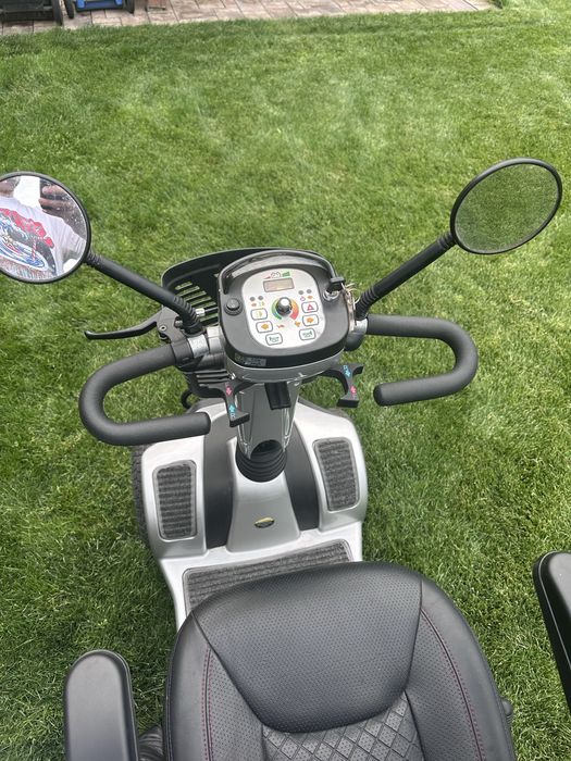 Scuter medical pentru persoane cu dizabilitati