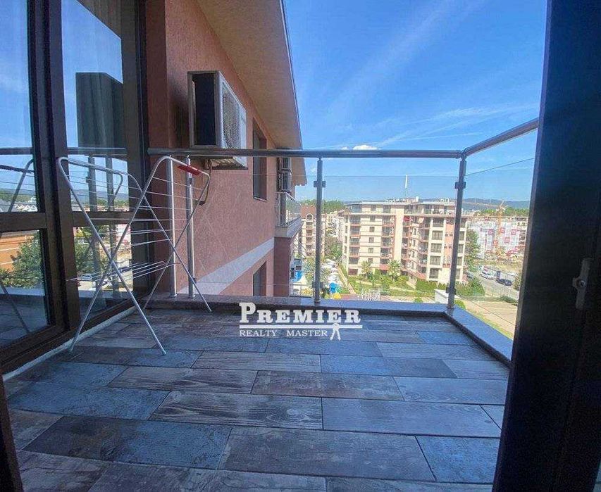 Продава се Двустаен апартамент в к.к. Слънчев бряг - 47 кв.м за 1575 €/кв.м - Снимка #4